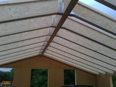 POUTRE EN I TRICA EN CHEVRONS POSE FAITAGE LAMELLE COLLE